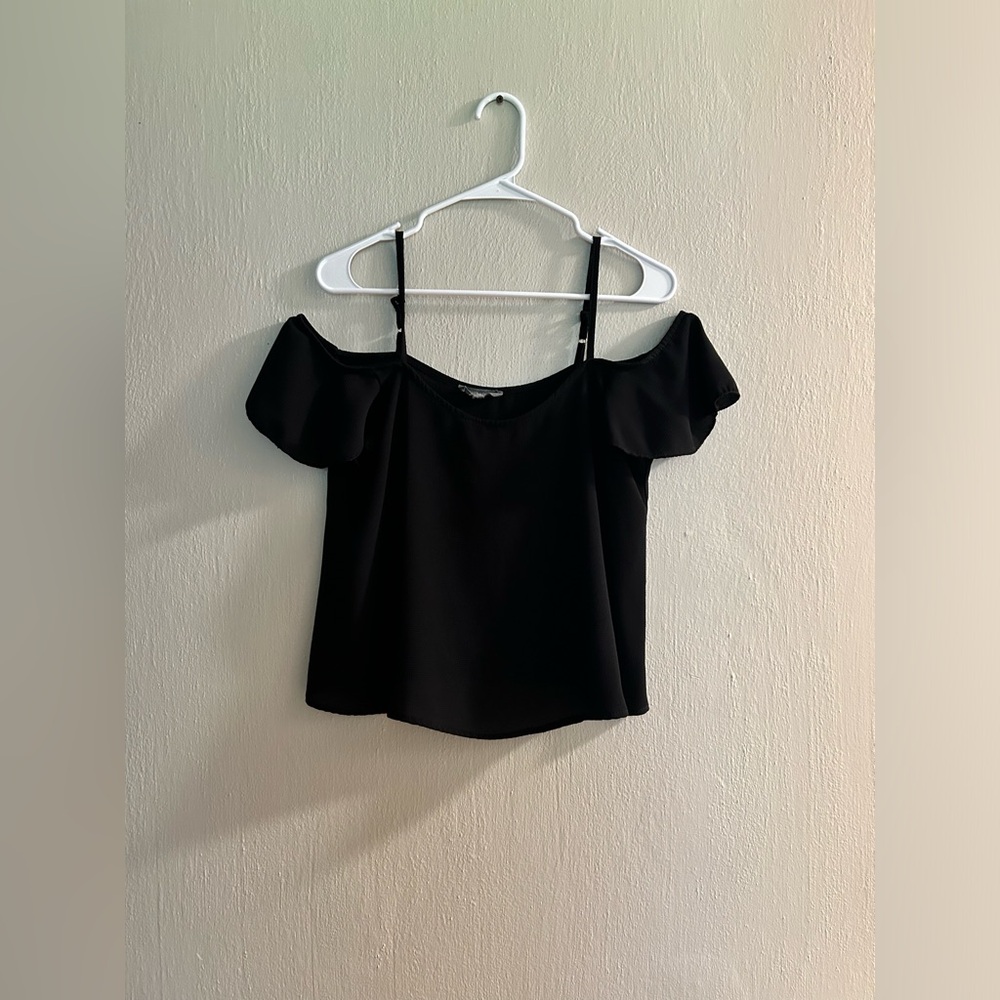 don’t ask why/american eagle cold shoulder top